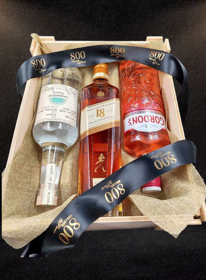 cava800 | Σύνθεση Δώρου σε Ξύλινη συσκευασία 3 φιαλών (Κωδικός 4)