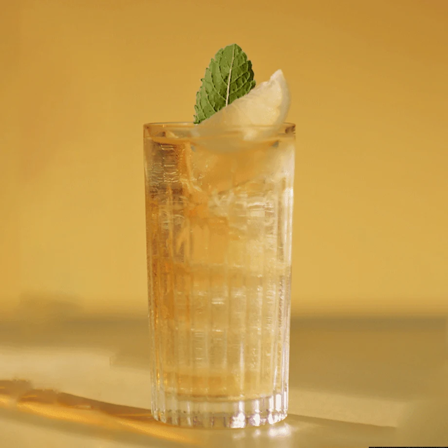 The Crisp Citrus Johnnie & Lemon Lime
